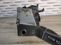 Корпус воздушного фильтра Audi A6 C6 2008 4F0133835M УНИВЕРСАЛ 4F5 2.0 BPJ