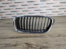 Решетка радиатора Bmw 3 2013 51137255411 F30 2.0 N47D20C, левая