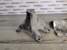 Кронштейн двигателя Audi A5 8T 2008 8K0199308BT КУПЕ 8T3 1.8 CABD, правый