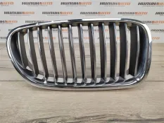 Решетка радиатора Bmw 5 2012 51137261356 F10 2.0 N47D20C, правая