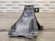 Кронштейн двигателя Audi A6 C6 2005 4F0199308N 3.2 AUK, правый