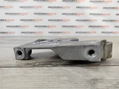 Кронштейн Volvo XC90 2003 9180996 2.5 B5254T2