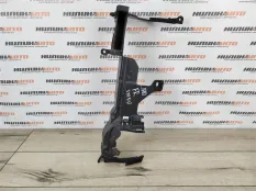 Дефлектор радиатора Volvo XC60 1 2010 30764573 2.0 B4204T6, правый