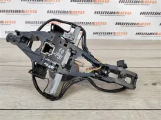 Кронштейн ручки двери Volvo XC60 1 2010 30784205 2.0 B4204T6, правый