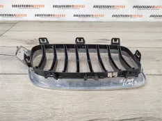 Решетка радиатора Bmw 3 2017 51137260497 F30 2.0 B47D20A, левая
