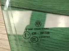 Стекло двери Volkswagen Golf 5 2007 1K6845026D ХЭТЧБЕК 1K1 1.4 BMY, заднее правое