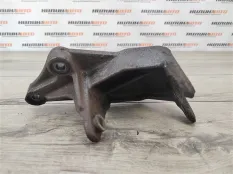 Кронштейн ГУР Hyundai Getz 2007 5721007010 1.1 G4HG