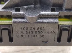 Кнопка открывания багажника Mercedes W212 2009 A2128204410 СЕДАН 3.5 272.980