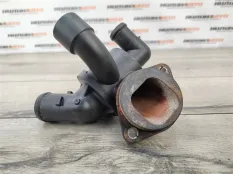 Корпус термостата Volkswagen Passat B7 2012 03L121111AE СЕДАН 362 2.0 TDI CFFB