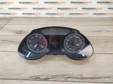 Панель приборов Audi Q5 2009 8R0920930B 8R 2.0 CDNC