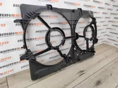 Диффузор вентилятора радиатора Audi Q5 2010 8K0121207A 2.0 CDNC