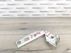 Петля капота Audi A4 B8 2010 8K0823302D 1.8 TFSI CDHB, правая