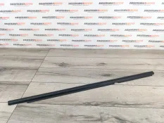 Уплотнитель стекла двери Volkswagen Tiguan 1 2008 5N0839478A5AP 2.0 CAWA, задний правый