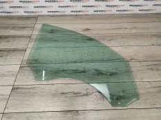 Стекло двери Audi Q5 2010 8R0845202B 2.0 CDNC, переднее правое