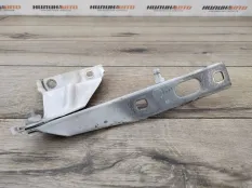 Петля капота Audi Q5 2009 8R0823301A 8R 2.0 CDNC, левая