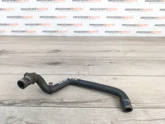 Патрубок системы охлаждения Ford Focus 2 2008 1256525 2.0 G6DG