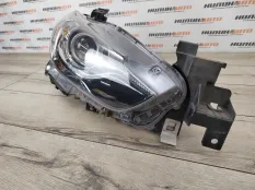 Фара ксенон XENON Mazda 6 GJ 2013 GJH451031E СЕДАН 2.2 TDI SH-VPTS, правая