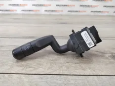 Переключатель подрулевой поворотников Land Rover Freelander 2 2007 LR003589 2.2 224DT, левый