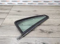 Стекло глухое двери Land Rover Freelander 2 2007 CVB500260 2.2 224DT, заднее правое