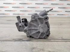 Вакуумный насос Land Rover Freelander 2 2007 LR009674 2.2 224DT