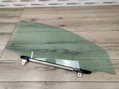 Стекло двери Toyota Avensis 2 2008 6810105030 T250 1.8 1ZZFE, переднее правое