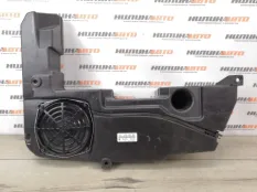 Сабвуфер Audi A4 B8 2011 8T8035382 УНИВЕРСАЛ 8K5 2.0 TDI CAGA