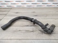 Патрубок системы охлаждения Peugeot 407 2006 1351VL УНИВЕРСАЛ SW 2.0 RHR(DW10BTED4)