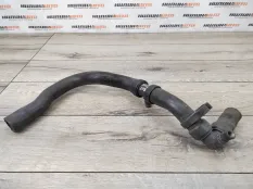 Патрубок системы охлаждения Peugeot 407 2006 1351VL УНИВЕРСАЛ SW 2.0 RHR(DW10BTED4)