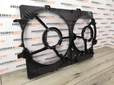 Диффузор вентилятора радиатора Audi A4 B8 2011 8K0121207A УНИВЕРСАЛ 8K5 2.0 TDI CAGA