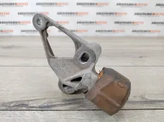 Кронштейн двигателя Audi A4 B8 2011 8K0199343C УНИВЕРСАЛ 8K5 2.0 TDI CAGA, передний