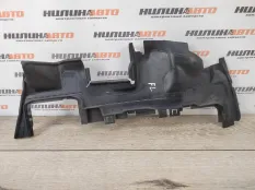 Дефлектор радиатора Audi Q3 2012 8U0121283C 2.0 CPSA, левый