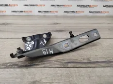 Петля капота Audi Q5 2012 8R0823301A 2.0 TDI CGLB, левая