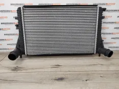 Интеркулер Skoda Yeti 2013 1K0145803BM 2.0 TDI CFHC