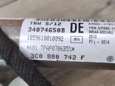 Подушка безопасности боковая Volkswagen Passat B7 2012 3C0880742G УНИВЕРСАЛ 365 1.6 TDI CAYC, правая