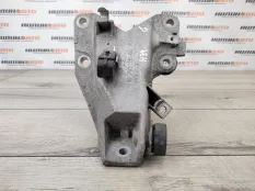 Кронштейн двигателя Bmw 3 2007 22116760315 E92 2.5 N52B25A, левый