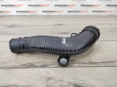 Патрубок интеркулера Audi Q3 2012 1K0145840R 2.0 CCZC