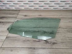 Стекло двери Mercedes W204 2011 A2047250700 СЕДАН 2.2 CDI 651.911, переднее левое