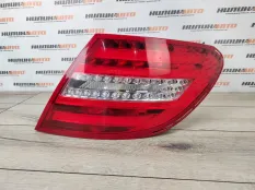 Фонарь в крыло Mercedes W204 2011 A2049060503 СЕДАН 2.2 CDI 651.911, правый