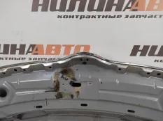 Капот Skoda Yeti 2011 5L0823031 1.8 TFSI CDAA