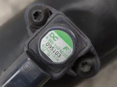 Патрубок воздушного фильтра Mercedes W204 2010 A2710901629 УНИВЕРСАЛ 1.8 271.860