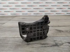 Кронштейн генератора Volkswagen Touareg 2005 059903143P 3.0 TDI BKS