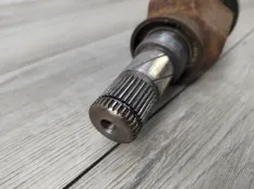 Привод Mitsubishi Colt 6 2009 MR980747 ХЕТЧБЭК Z34A 1.3 4А90, передний левый