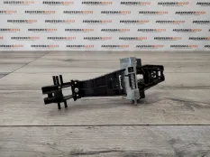 Кронштейн ручки двери Land Rover Freelander 2 2008 LR014040 2.2 224DT, правый