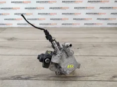 ТНВД Hyundai IX35 2011 331002F000 2.0 CRDI D4HA