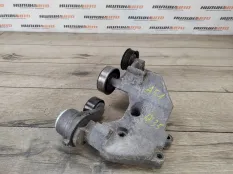 Кронштейн генератора Hyundai IX35 2011 252852F300 2.0 CRDI D4HA