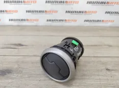 Дефлектор в торпедо Nissan Qashqai 1 J10 2008 68760JD10A 1.6 HR16DE