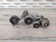 Кронштейн генератора Hyundai IX35 2012 252852F300 2.0 CRDI D4HA