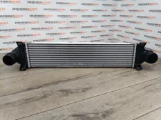 Интеркулер Land Rover Freelander 2 2008 LR009802 2.2 224DT