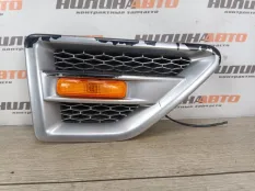 Накладка крыла Land Rover Freelander 2 2008 LR001658 2.2 224DT, передняя правая