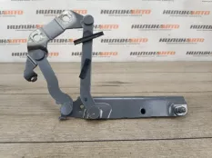 Петля капота Land Rover Freelander 2 2008 LR001562 2.2 224DT, правая